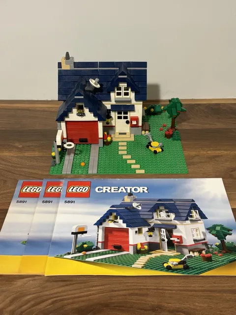 Lego Creator 5891 Apple Tree House 3 in 1 Build Set Complete