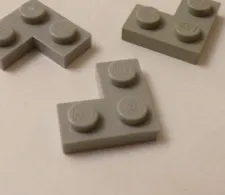 Lego x3 Light Bluish Gray 2x2 Corner Plates, 2420 (028-289)