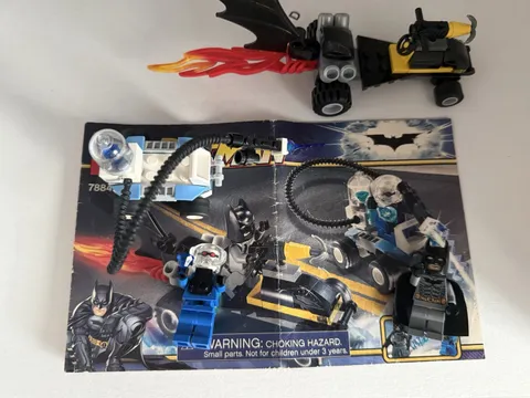 LEGO Batman: Batman's Buggy: The Escape of Mr. Freeze (7884)