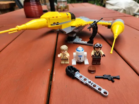 LEGO Star Wars Naboo N-1 Starfighter (7660) +Mini Figs, Ladder; NO Vulture Droid