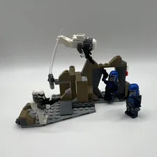 LEGO Star Wars siege of mandalor battle pack with instructions.