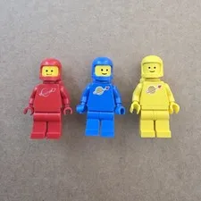 Vintage LEGO Minifigure Classic Space Spaceman Lot of 3 Red, Blue, & Yellow 