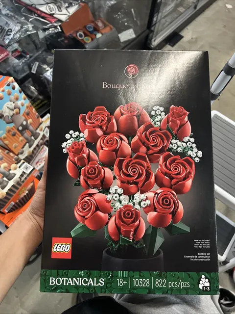 LEGO Botanicals: Bouquet of Roses (10328) New In Box Sealed