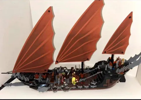 LEGO Lord of the Rings 79008 Pirate Ship Ambush w/ Minifigs (READ DESCRIPTION)
