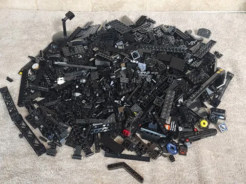  Bulk Lot Of 1000 Miscellaneous  Lego Pieces ( Black ) (A)