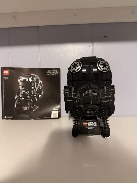 LEGO Star Wars 75274 TIE Fighter Pilot Helmet 724pcs, Retired set