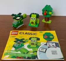 LEGO CLASSIC: Creative Green Bricks (11007)