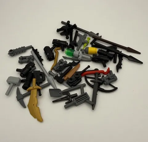 Lego Minifig Weapons And Tools  Assorted Lot 40 pieces 006
