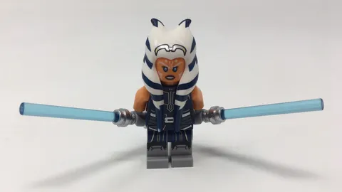 Star Wars AHSOKA TANO Authentic LEGO Minifig Mini Figure Toy w 2 Lightsaber