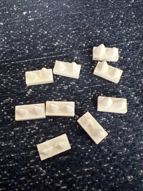 LEGO 15209 White Tile, Modified 1 x 2 with 2 Teeth Vertical 9 Pieces