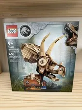 LEGO 76969 Jurassic World Dinosaur Fossils: Triceratops Skull New w/box damage