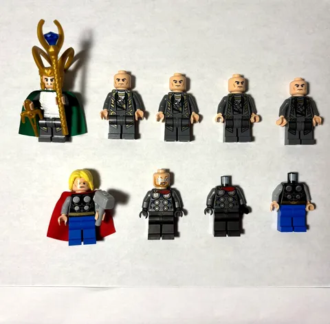 LEGO Marvel Avengers Thor Minifigure Lot! sh0033, sh0098, sh0680 + RETIRED PARTS