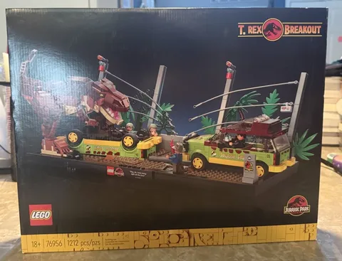 LEGO Jurassic World: T. rex Breakout 76956 New