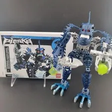 LEGO BIONICLE Piraka VEZOK (8902) Complete EXCEPT 1 ZAMOR Glow Teeth  Light Head