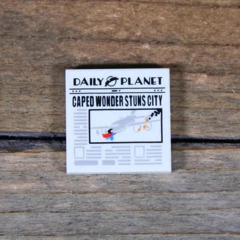 LEGO Superman Tile 2 x 2 Newspaper 'DAILY PLANET' and 'CAPED WONDER STUNS CITY'