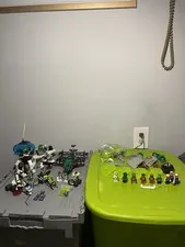 Vintage LEGO Space Huge Lot Minifigs - Space Police II Exploriens UFO Blacktron