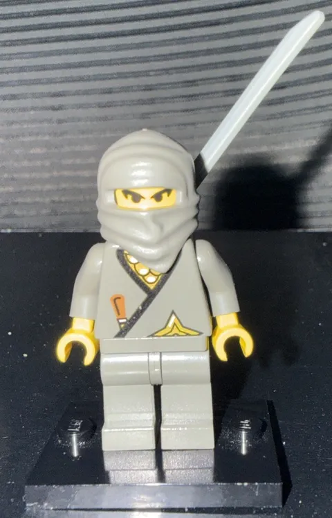 LEGO 1998 Ninja - Gray (cas049) w/sword Rare/Retired Excellent Condition!!!