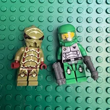 LEGO Minifigure Lot of 2 Galaxy Squad