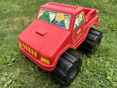 LEGO Explore Brickster Super Truck Red Dump Truck Huge 2002 Rare Find