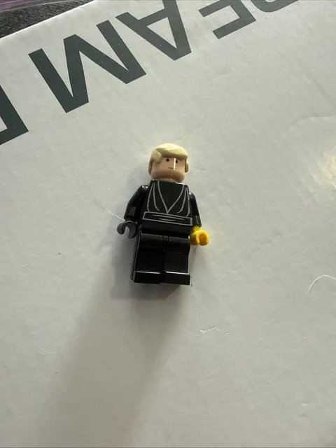 Lego Luke Skywalker 10212 Jedi Knight, Pupils Star Wars Minifigure 