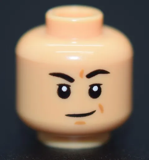 New LEGO Minifigure Head Medium Tan Soldier Gondor 11377 male smirk  6560150