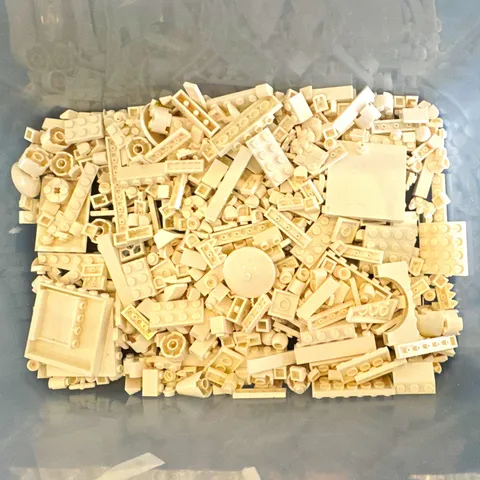 LEGO White 600 + Bulk Lot Mixed Bricks Plates Tiles Parts Small  Pieces Unique