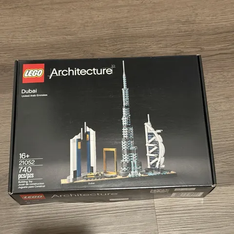 LEGO ARCHITECTURE: Dubai (21052)