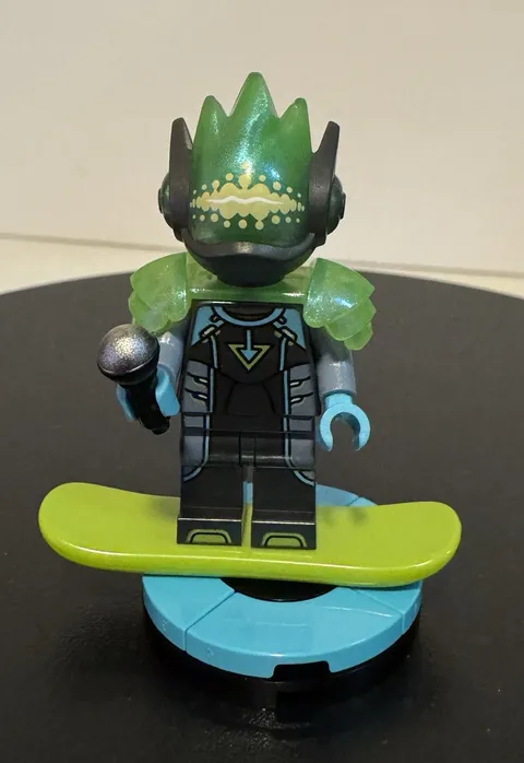 Lego Mini Figure Vidiyo Stage Alien Singer with Skateboard & Mic from Set #43115