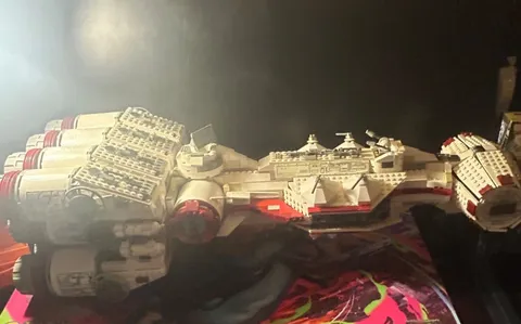 LEGO Star Wars UCS Tantive IV (Rebel Blockade Runner, 2001, used)