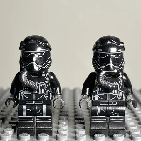 LEGO Star Wars First Order TIE Pilot Minifigure (75194 75272) sw0902 Lot Of 2 3i