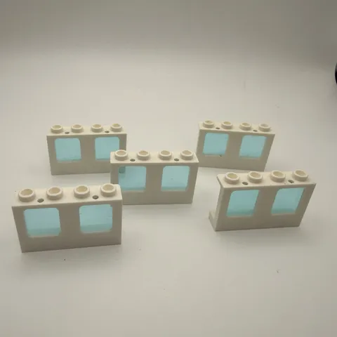 5x LEGO Parts 61345 LOT Of 5 WHITE Window 1 x 4 x 2 Trans-Light Blue Glass 60601