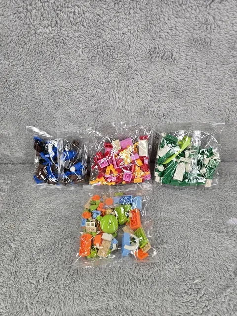 LEGO Set Pieces 4 New Sealed Bags.
