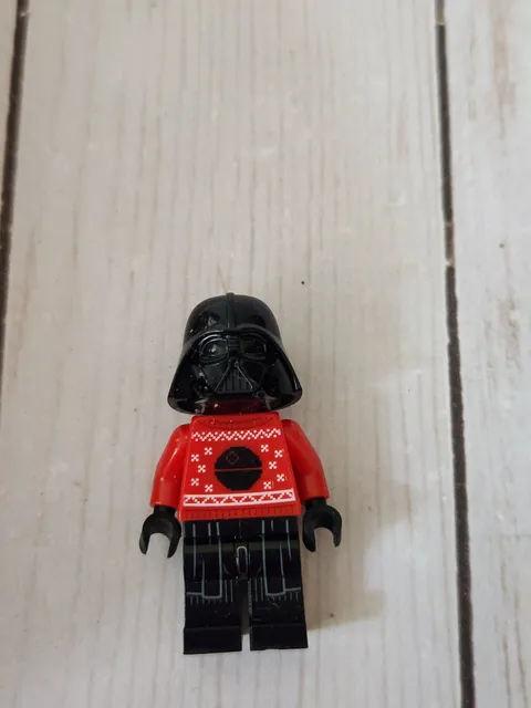 LEGO Minifigure Star Wars Darth Vader Red Christmas Death Star Sweater