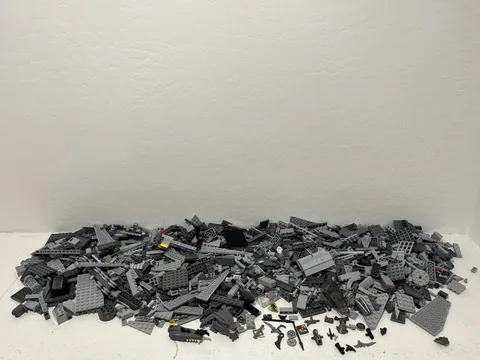 LEGO Bulk Lot Building Blocks and Accessories No figures 3.7 + pounds Star Wars