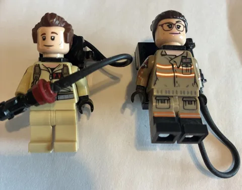 LEGO Ghostbusters Peter Venkman And Abby Yates Minifigures w/ Proton Packs