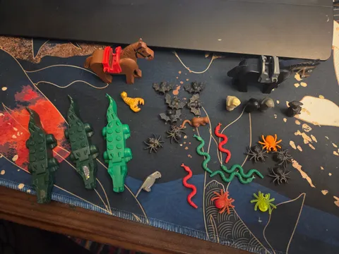 Lego Animals Lot. Birds, horses, gators, spiders, snakes, bats.