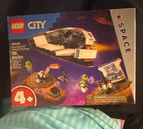 LEGO City Space 60429 Spaceship and Asteroid Discovery Set 126 pcs Ages 4+