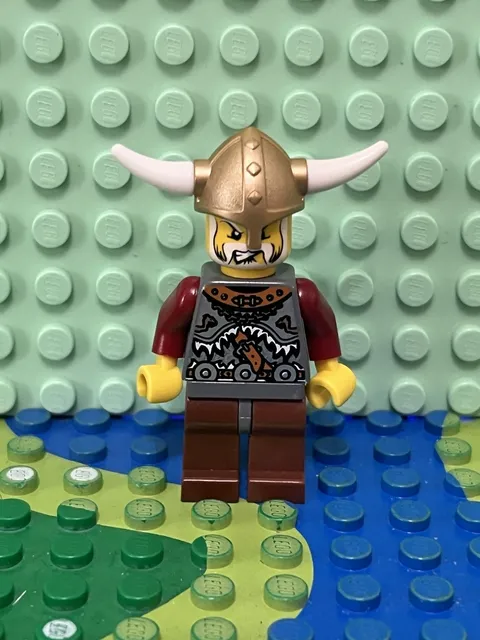 Lego Minifigures Castle Viking Warrior Vik021