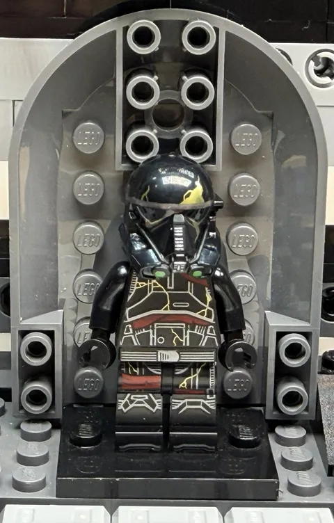 LEGO Star Wars Imperial Death Trooper sw1416 Zombie Minifigure 75412