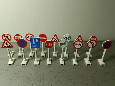 Lego Classic Town Road Signs Joblot Bundle. Nice condition.