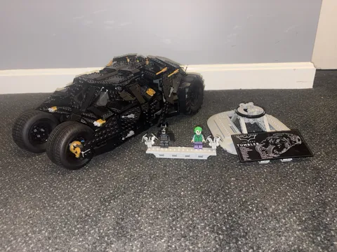 LEGO DC Batman Batmobile the Dark Knight Tumbler 76240
