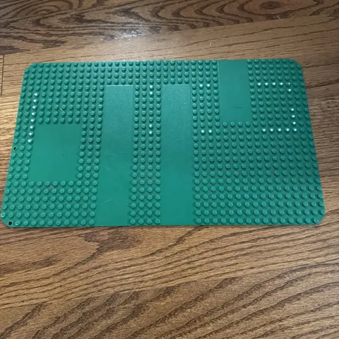 VINTAGE LEGO Unique Green Base Plate