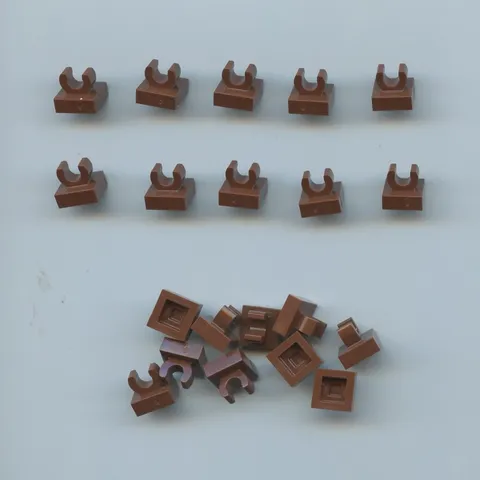 LEGO x 20 Reddish Brown Tile, Modified 1 x 1 with Open O Clip 15712
