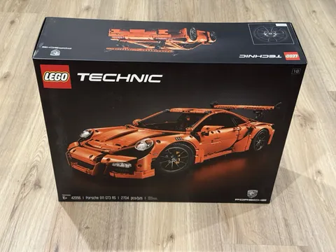 LEGO Technic 42056 Porsche 911 GT3 RS New In Box