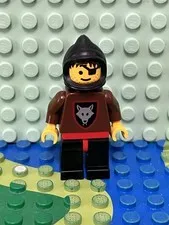 Lego Minifigures Castle Kingdoms Wolfpack Forestman Cas251