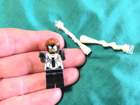 Lego Spider Girl Minifigure Black & White Outfit Super Heroes- 76148 - sh615