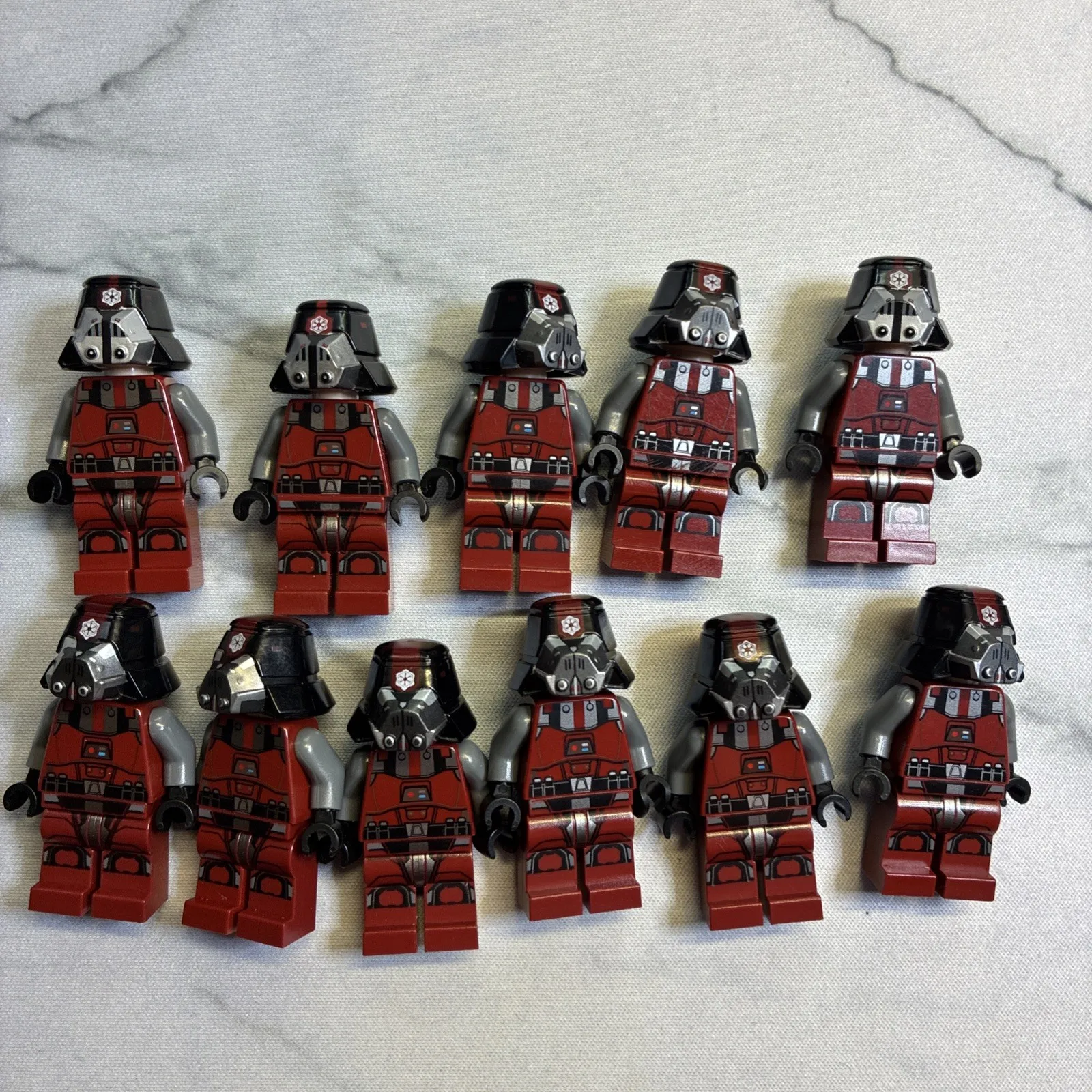 Sith Trooper - Dark Red Armor, Printed LegsItem No: sw0436