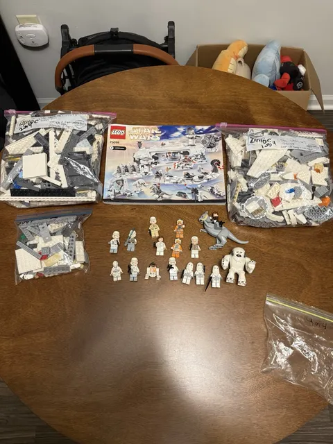 LEGO Star Wars 75098 Assault on Hoth 100% Complete w/ Manual No Box