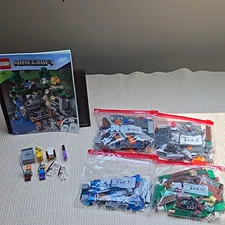 LEGO Minecraft The First Adventure 21169 Complete Set w/ Instructions Box 542pc
