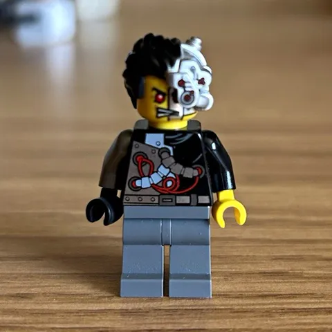 LEGO Minifigure - Evil Cyrus Borg